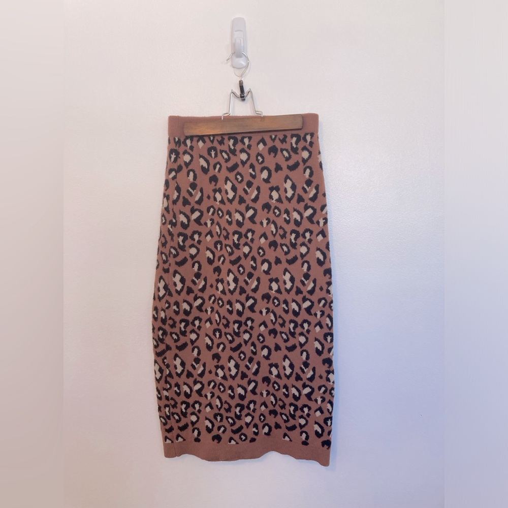 Halogen Knit MIDI Skirt.  Size XS